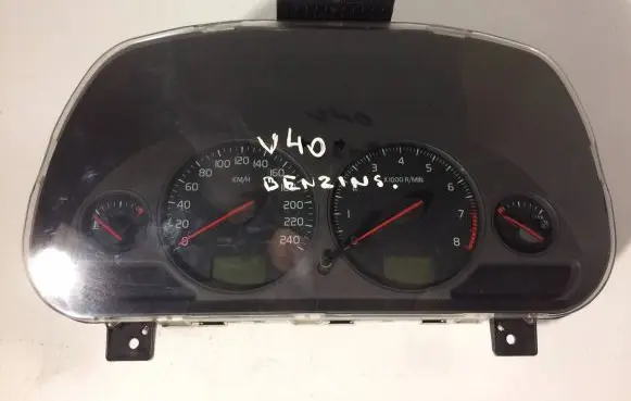 Volvo S40, V40 Speedometer (instrument cluster) 30623052