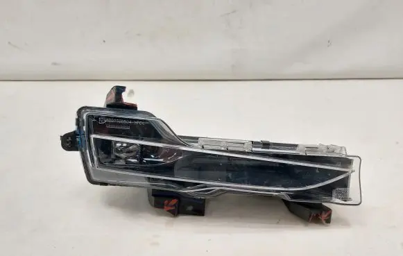 Tesla Model 3 LED Daytime headlight 107739600D
