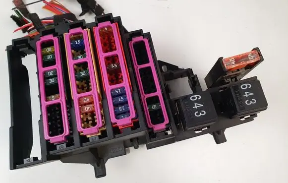 Audi A5 Sportback 8TA Fuse module