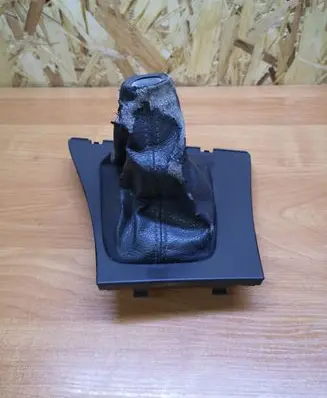 Volvo V70 Gear lever shifter trim leather/knob 9192967