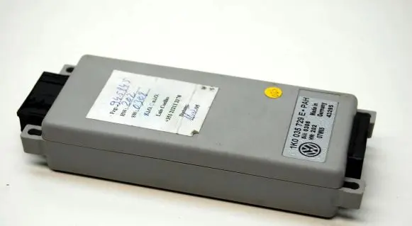 Volkswagen Golf V Phone control unit/module 1K0035729E
