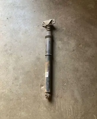 Rear shock absorber/damper