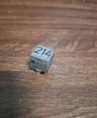 Audi A6 S6 C5 4B Other relay 443951253K
