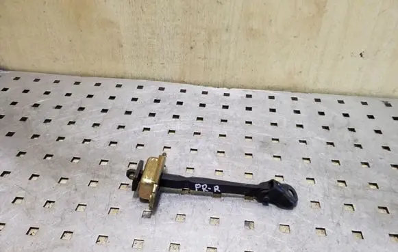 Honda CR-V Front door check strap stopper