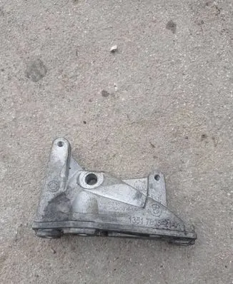 BMW 5 F10 F11 Fuel pump bracket 7805421