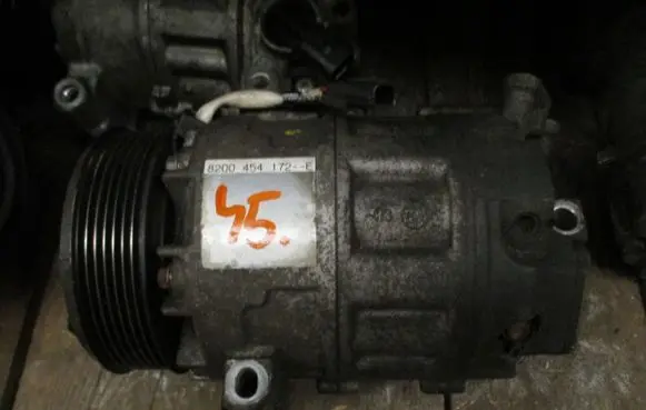 Nissan Primastar Air conditioning (A/C) compressor (pump) 8200454172