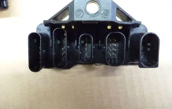 Mercedes-Benz Sprinter W906 Positive cable (battery) A0005458538-T-II