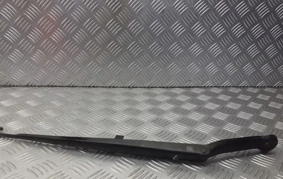 BMW 3 E46 Front wiper blade arm