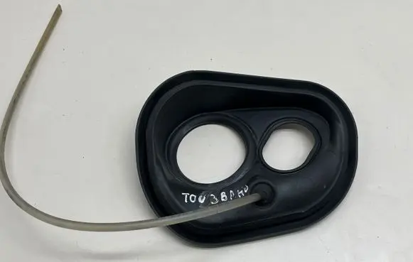 Volkswagen Touran III Fuel tank cap trim 5TA809933A