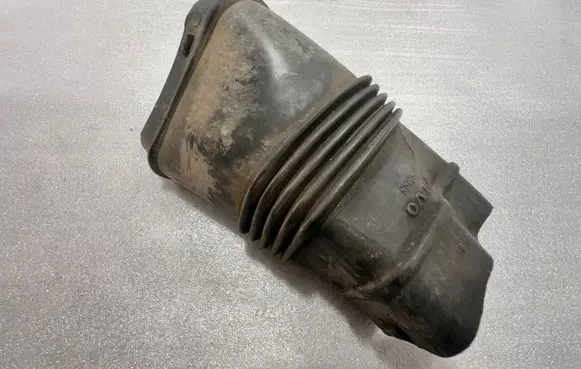Volvo XC60 Air intake duct part 30792195