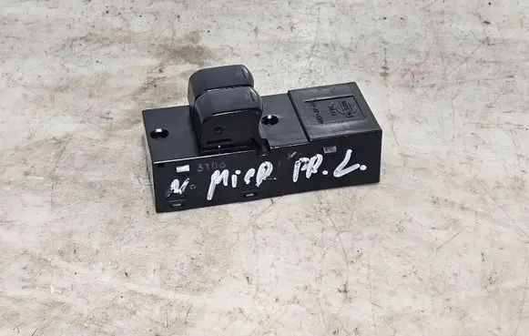 Nissan Micra Electric window control switch