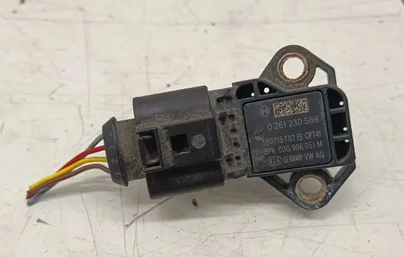 Volkswagen Arteon Air pressure sensor 03G906051M