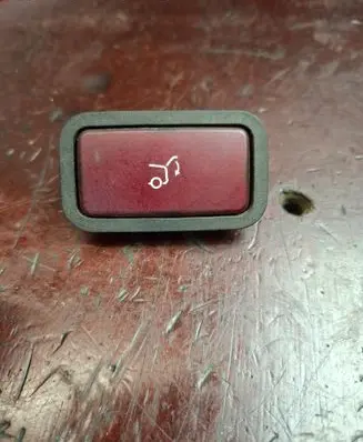 Mercedes-Benz R W251 Tailgate/boot open switch button 2118219551