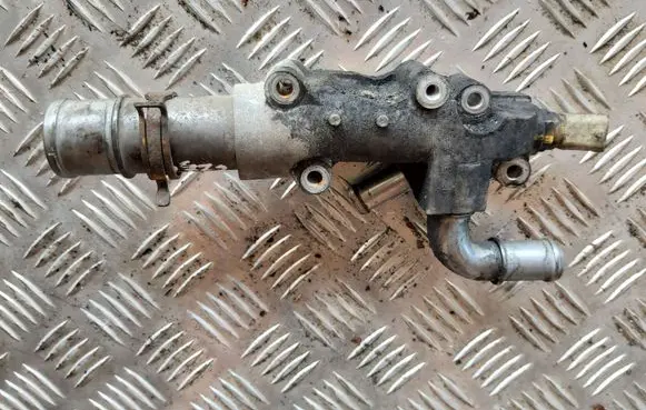 Chevrolet Captiva Coolant pipe/hose 