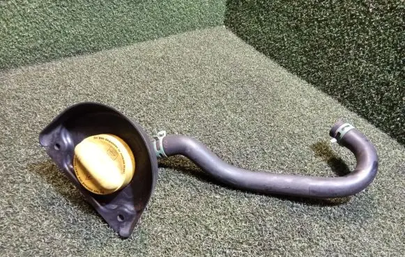 Renault Master III Oil fill pipe 152596817R 8200795333