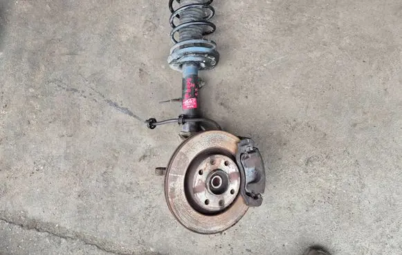 Peugeot 2008 I Front wheel hub spindle knuckle 