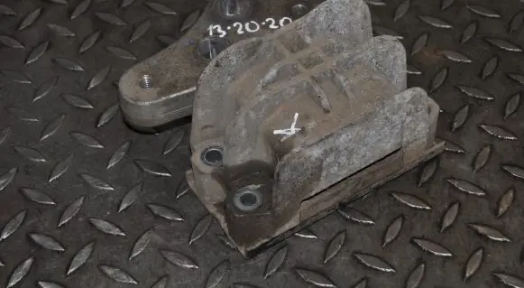 Ford Transit Custom Engine mount bracket BK217M124A