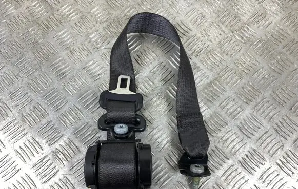 Jeep Grand Cherokee WL Rear seatbelt P6XH95TX7AA