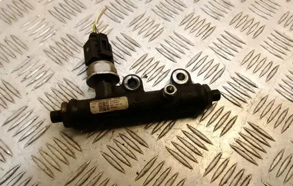 Fuel pressure sensor