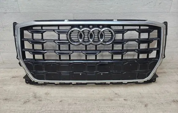 Audi Q2 - Front bumper upper radiator grill 81A853651H