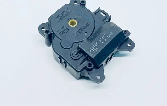 Cadillac SRX Air flap motor/actuator 25770692