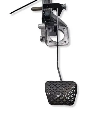 BMW X3 E83 Brake pedal 35112229128