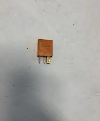Coolant fan relay