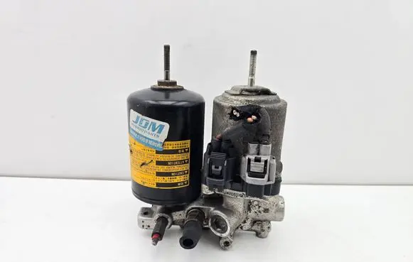 Toyota Prius+ (ZVW40) ABS Pump 4707047050
