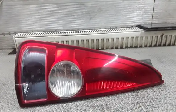Renault Espace - Grand espace IV Rear/tail lights 8200027153