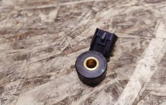 Cadillac XTS Detonation knock sensor 12636736