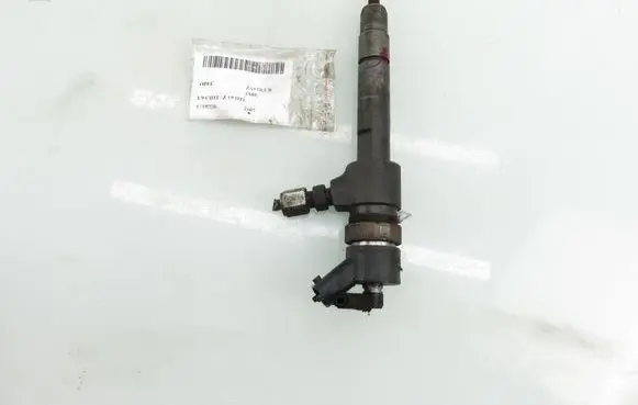Opel Zafira B Fuel injector 0445110276