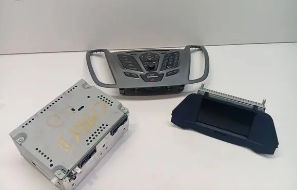 Ford C-MAX II Radio/CD/DVD/GPS head unit AM5T18C815GL Z016515