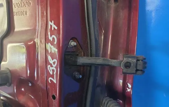 Volvo XC70 Front door 31217752