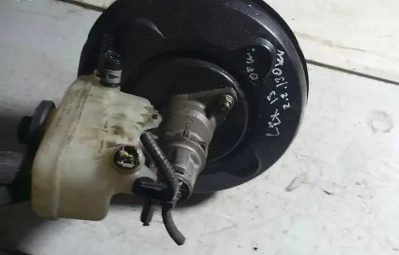 Lexus IS 220D-250-350 Brake booster 4461053290 F01G0610FP