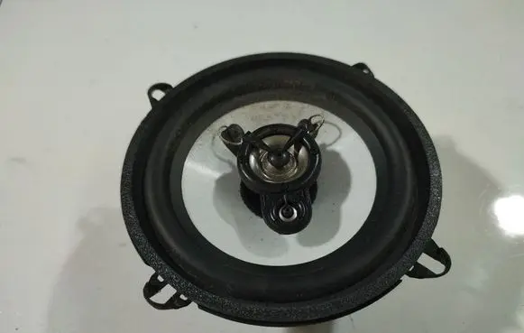 Honda Jazz Front door speaker