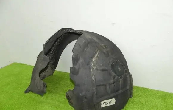 Audi A6 C7 Front wheel arch liner splash guards 4G0821133D