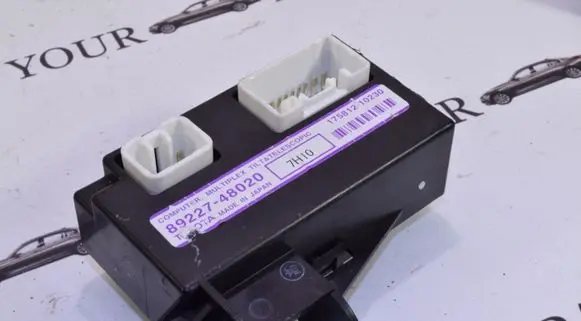 Lexus RX 330 - 350 - 400H Other control units/modules 8922748020