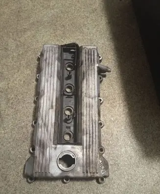 BMW 3 E36 Rocker cam cover 1739602
