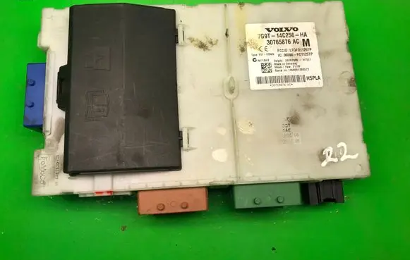 Volvo S80 BSM Control unit 30765876AC 7G9T14C256HA