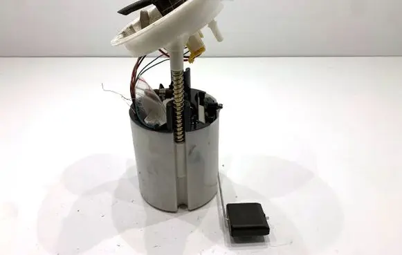 BMW 3 E90 E91 In-tank fuel pump 