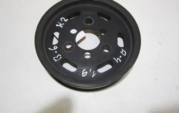 Audi A4 S4 B6 8E 8H Power steering pump pulley 038145255B