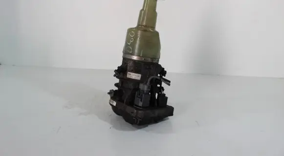 Ford Mondeo MK IV Power steering pump BG913K514AB