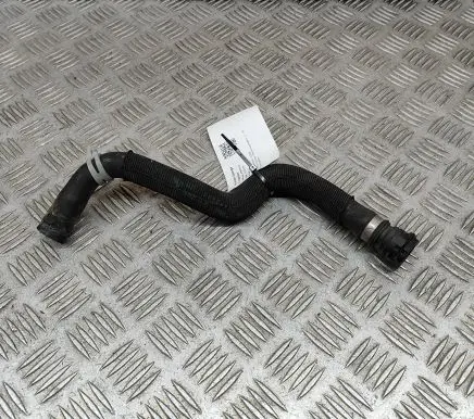 BMW 5 G30 G31 Engine coolant pipe/hose 9299629
