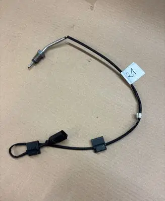 Audi A4 S4 B7 8E 8H Exhaust gas temperature sensor 03L906088BD