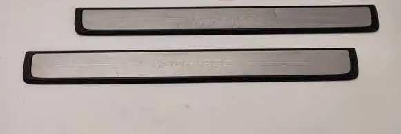 Volvo XC40 sill trim set (inner) 32132599