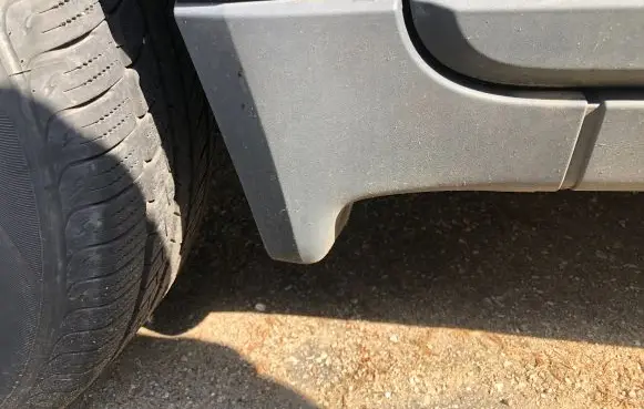 Volvo XC90 Side skirt front trim 