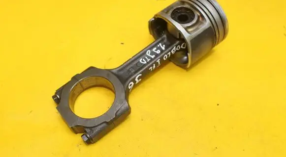 Fiat Doblo Piston with connecting rod
