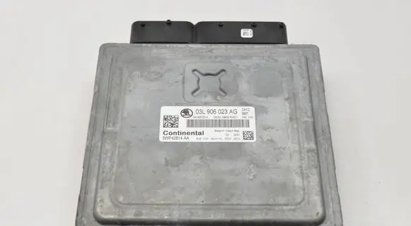 Skoda Octavia Mk2 (1Z) Engine control unit/module 03L906023AG