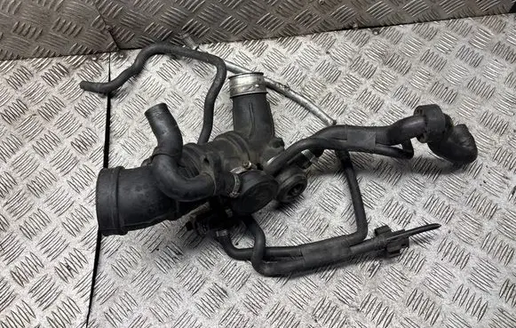 Volkswagen Golf IV Air intake hose/pipe 06A133356B