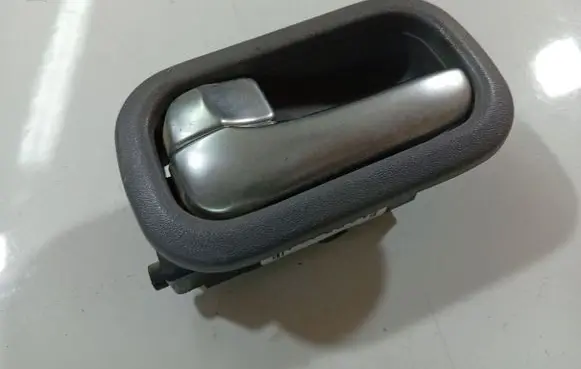 Nissan Almera Tino Rear door interior handle